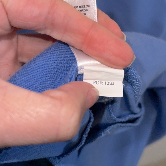 Figs blue scrub set. PO# 1805 and PO# 1383 - Picture 10 of 11